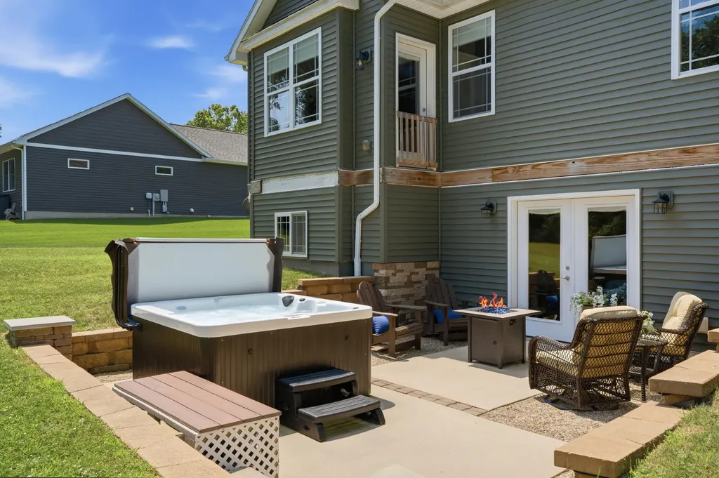 1155 Sonoma Court Baroda Village MI 49101