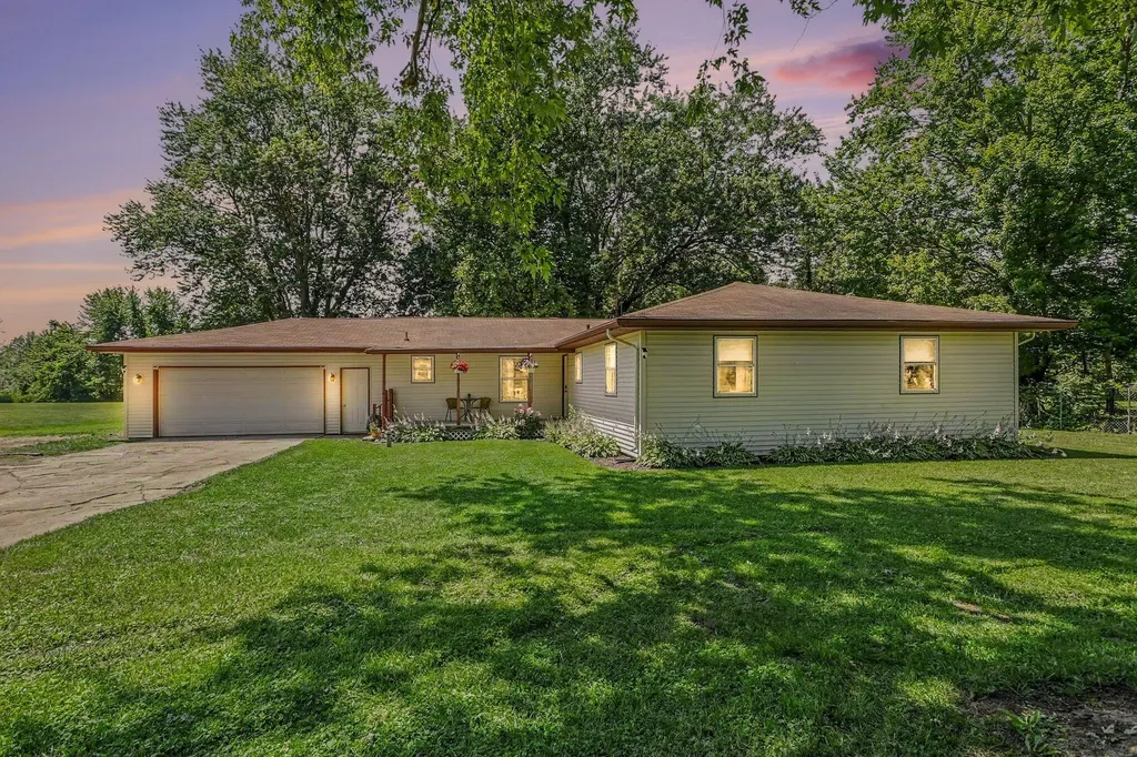 4226 John Goff Road Watervliet Township MI 49098