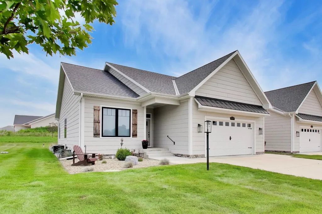 10333 S Noellyn Drive Oronoko Charter Township MI 49103