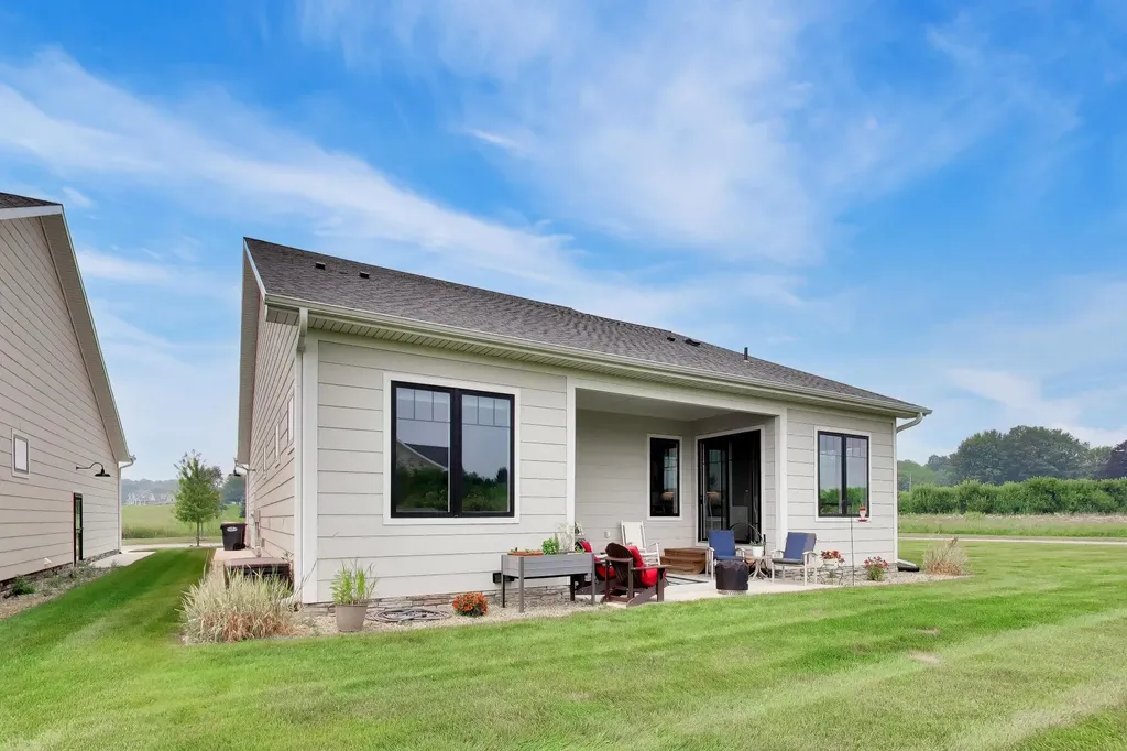 10333 S Noellyn Drive Oronoko Charter Township MI 49103