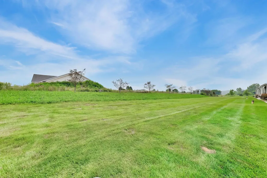 10333 S Noellyn Drive Oronoko Charter Township MI 49103