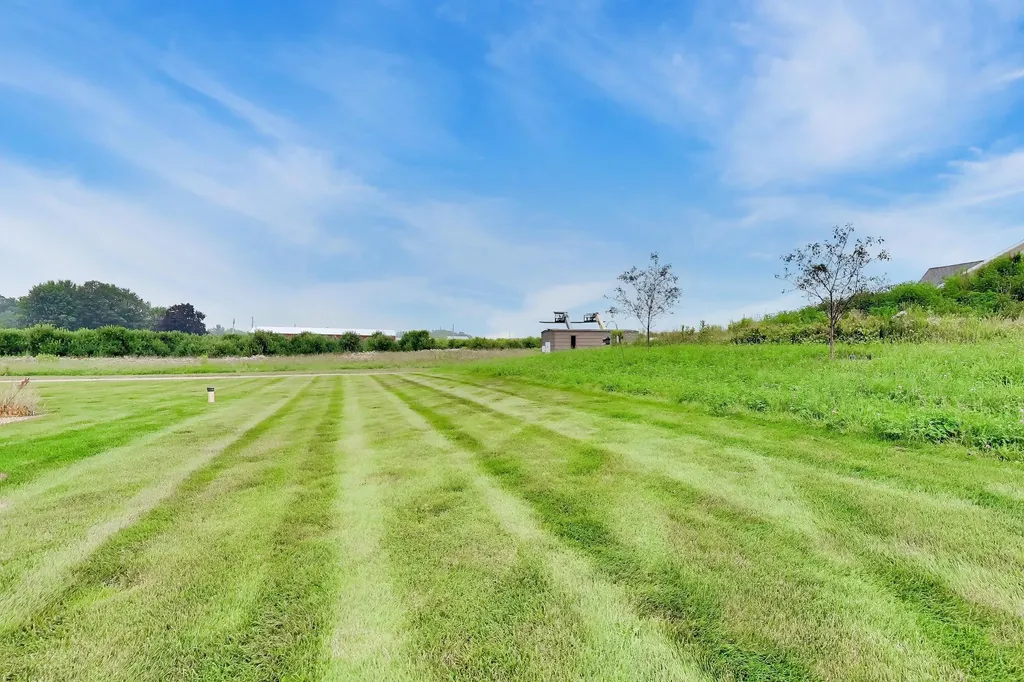 10333 S Noellyn Drive Oronoko Charter Township MI 49103