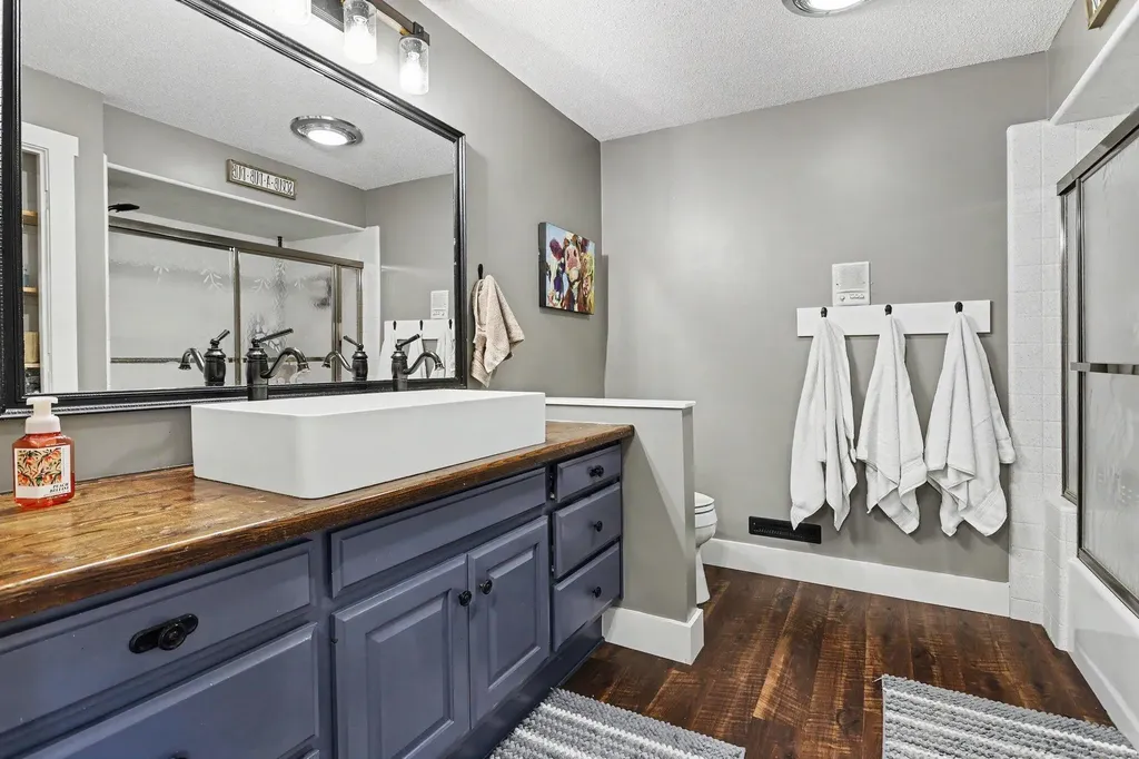 1555 Cardinal Drive Lincoln Charter Township MI 49085
