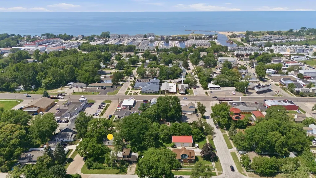 27 S Smith Street New Buffalo City MI 49117