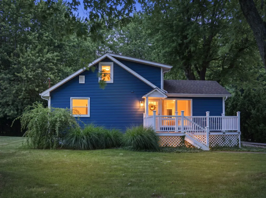 12865 Flynn Road Chikaming Township MI 49125