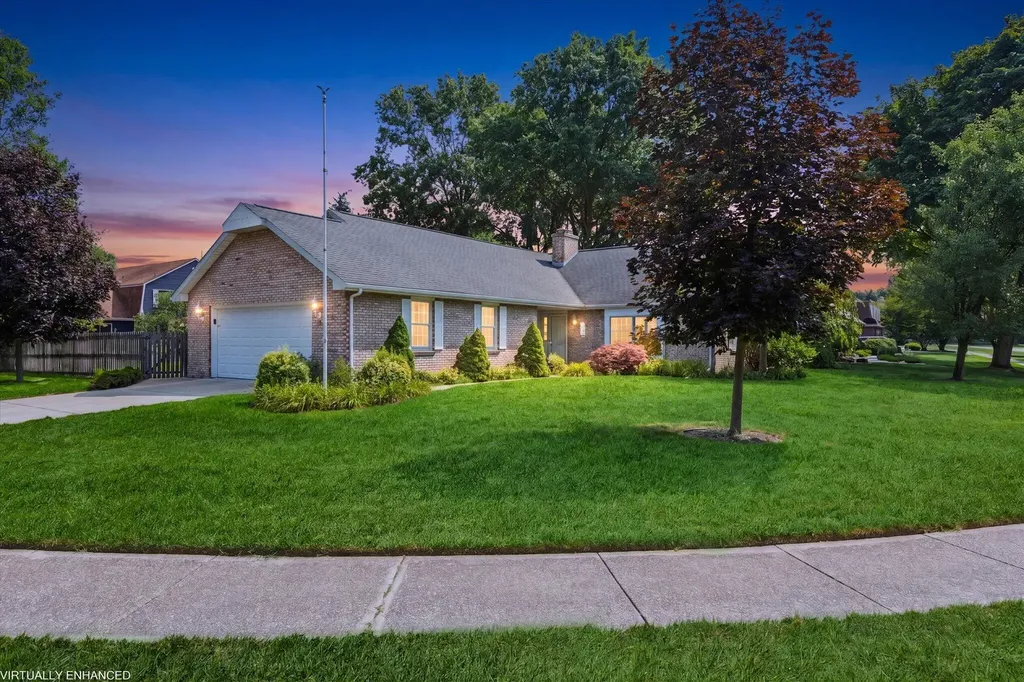 1461 Silverbrook Lane Lincoln Charter Township MI 49085