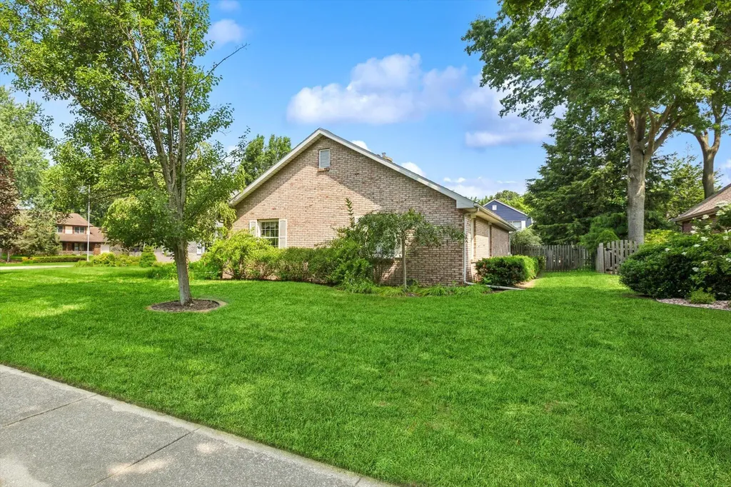 1461 Silverbrook Lane Lincoln Charter Township MI 49085