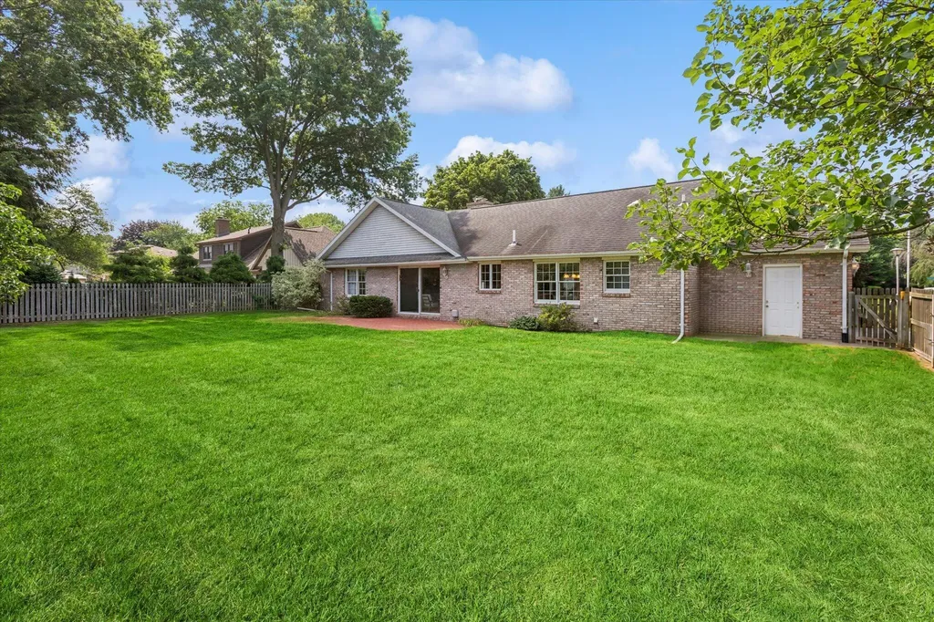 1461 Silverbrook Lane Lincoln Charter Township MI 49085