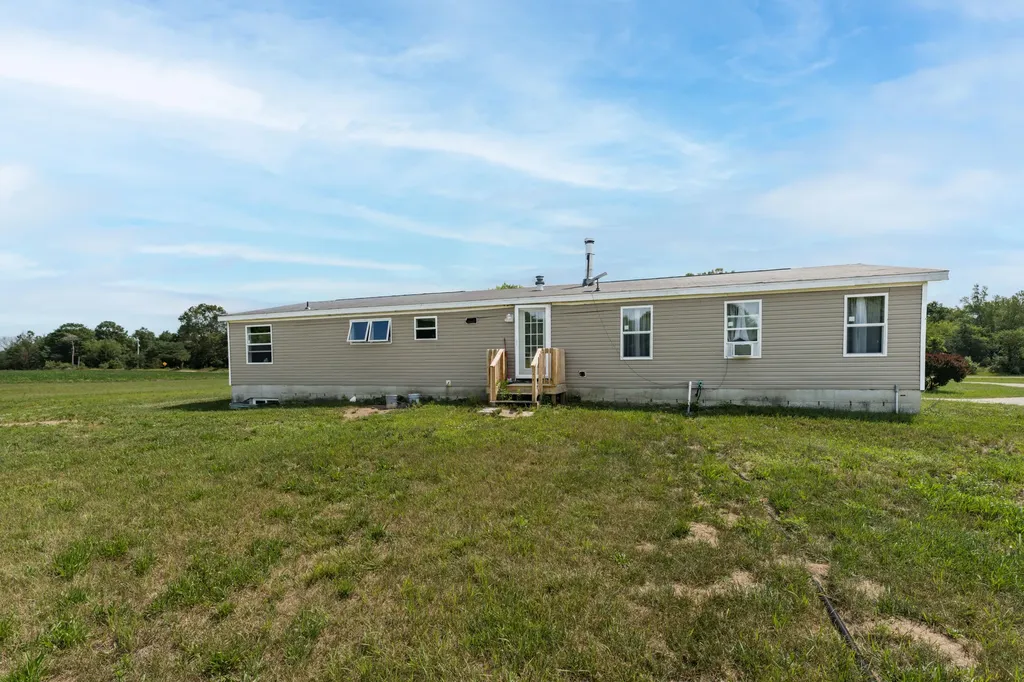 1092 61st Street Casco Township MI 49450