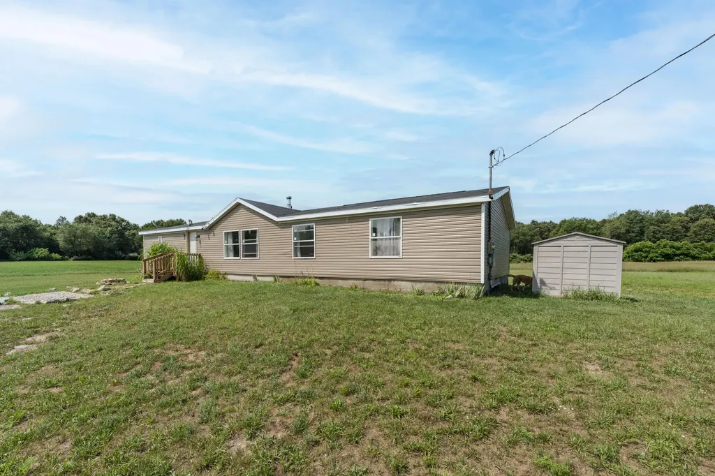 1092 61st Street Casco Township MI 49450