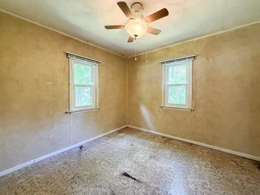 52411 Lakeview Drive Wayne Township MI 49047