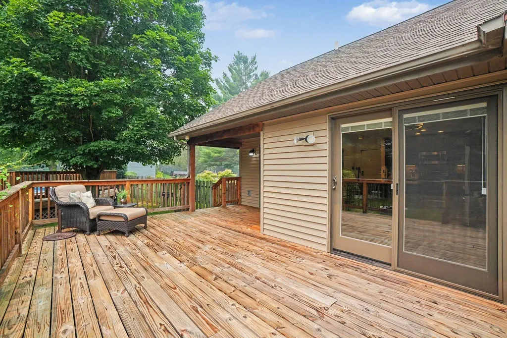 68340 Riverview Drive Geneva Township MI 49090