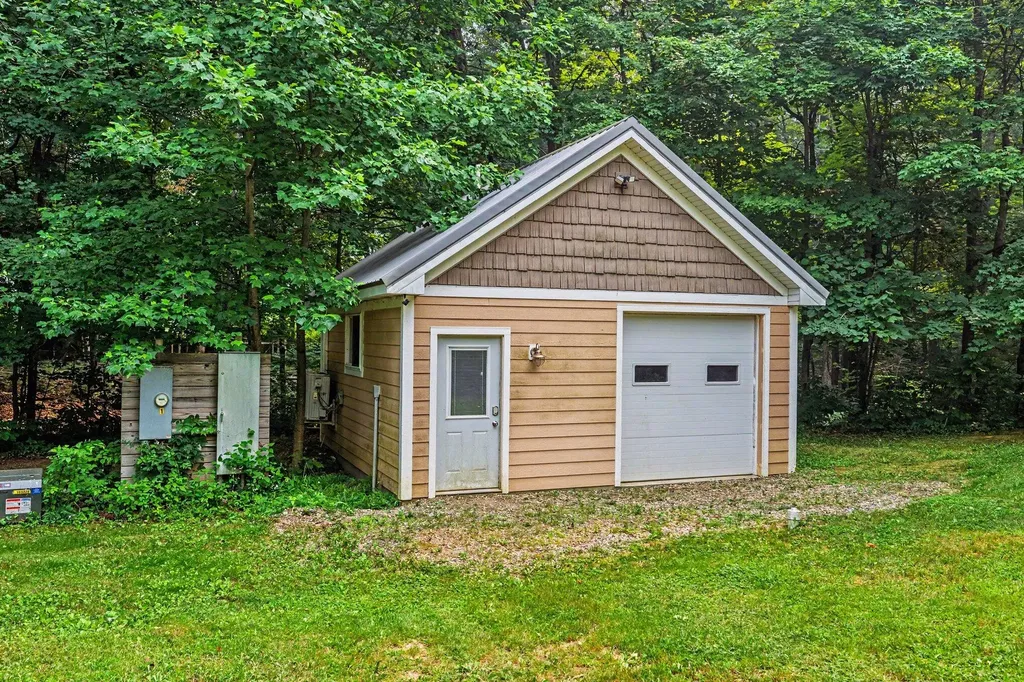 57440 Michigan 40 Newberg Township MI 49067