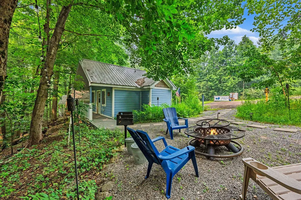 57440 Michigan 40 Newberg Township MI 49067