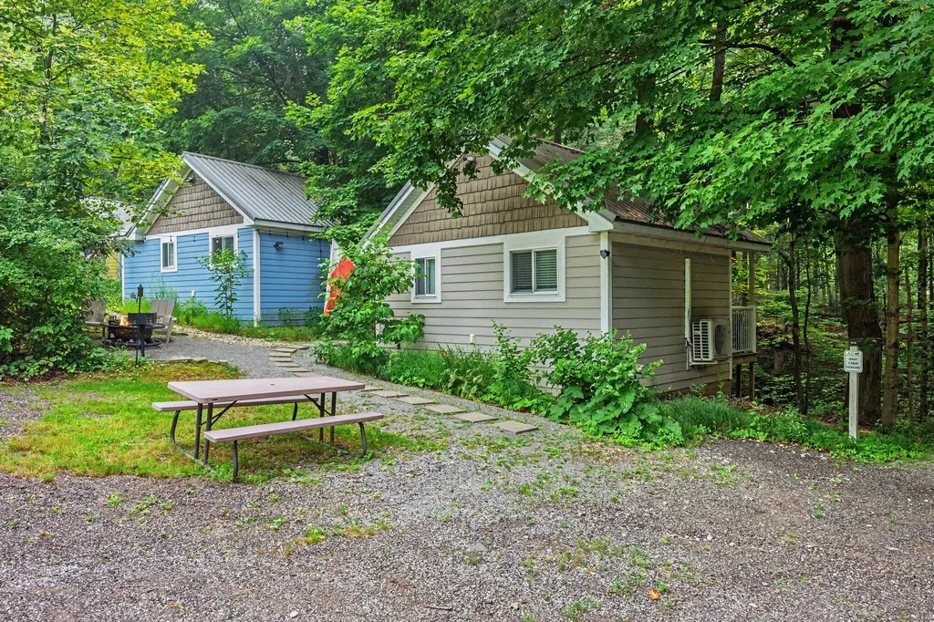 57440 Michigan 40 Newberg Township MI 49067