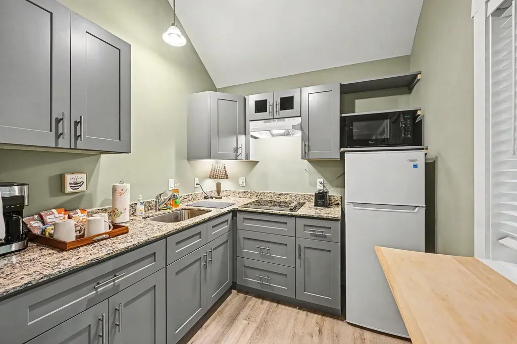 57440 Michigan 40 Newberg Township MI 49067