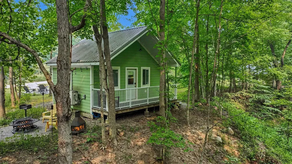 57440 Michigan 40 Newberg Township MI 49067