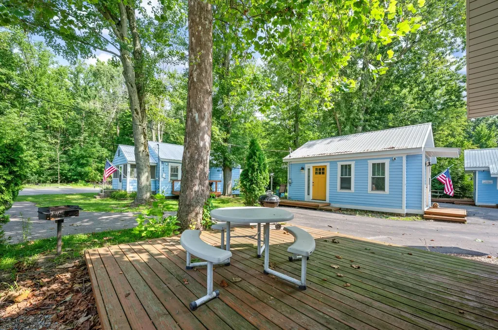5358 Paw Paw Lake Road Coloma Charter Township MI 49038