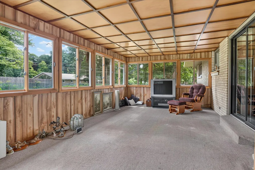 26384 Sweetbriar Street Ontwa Township MI 49112
