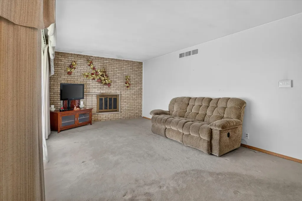 26384 Sweetbriar Street Ontwa Township MI 49112
