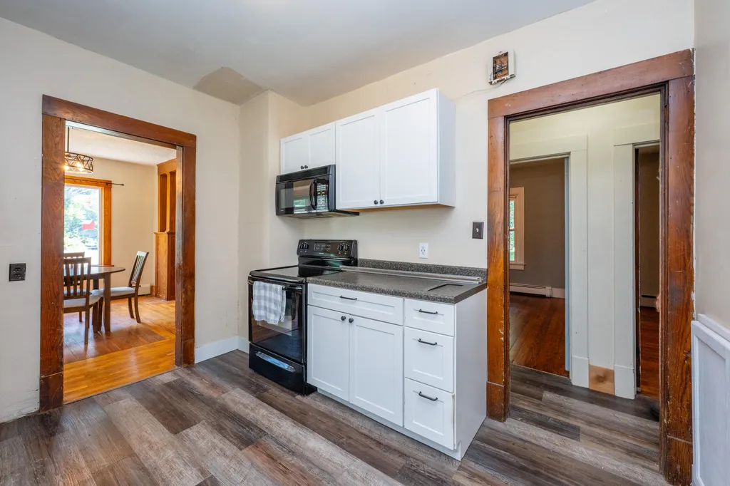 135 W St Joseph Street Coloma City MI 49038