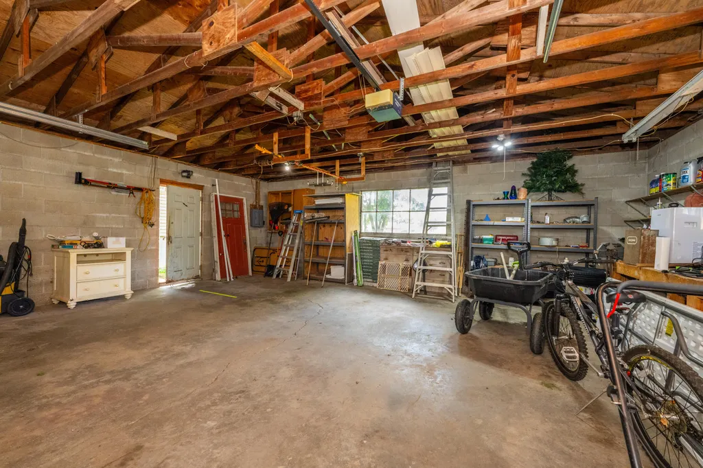 135 W St Joseph Street Coloma City MI 49038