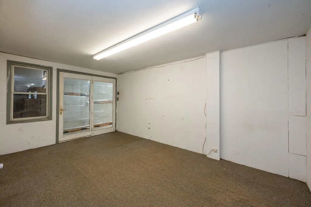 135 W St Joseph Street Coloma City MI 49038