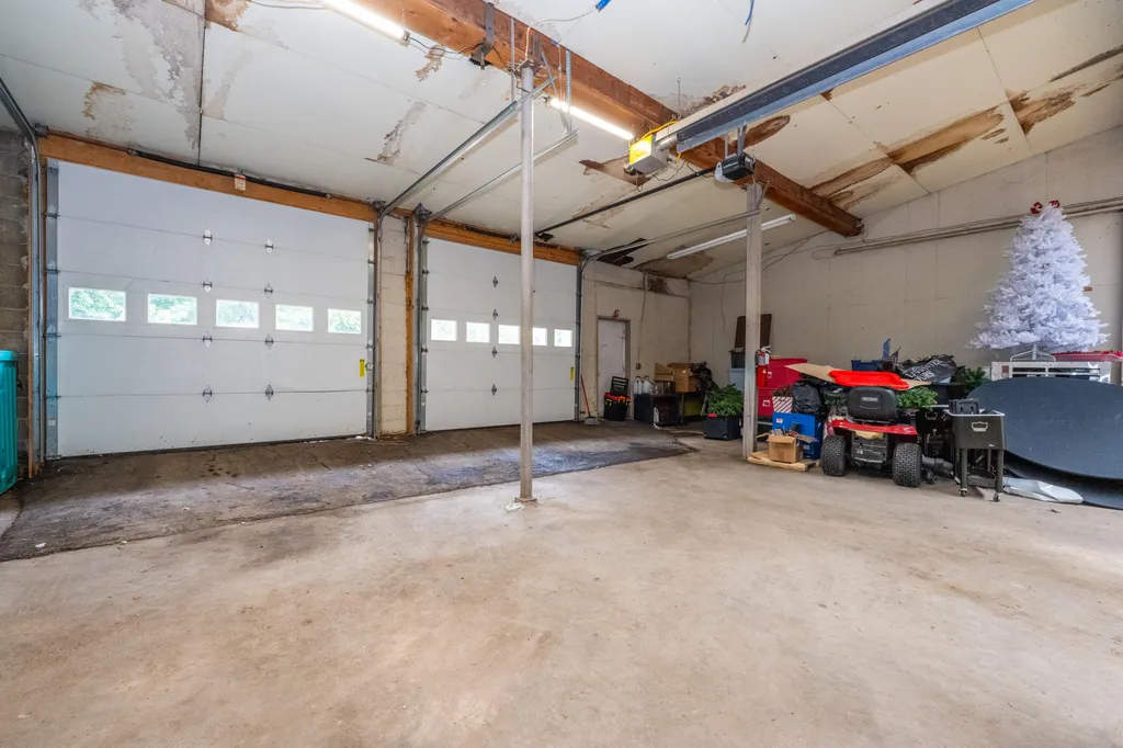 135 W St Joseph Street Coloma City MI 49038