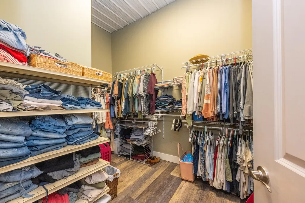 135 W St Joseph Street Coloma City MI 49038