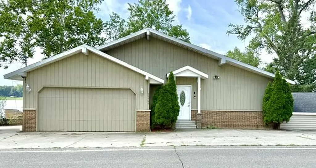 68404 Dailey Road Ontwa Township MI 49112