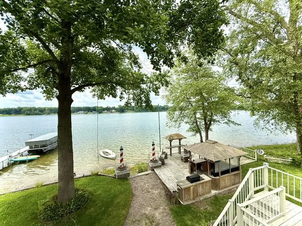 68404 Dailey Road Ontwa Township MI 49112