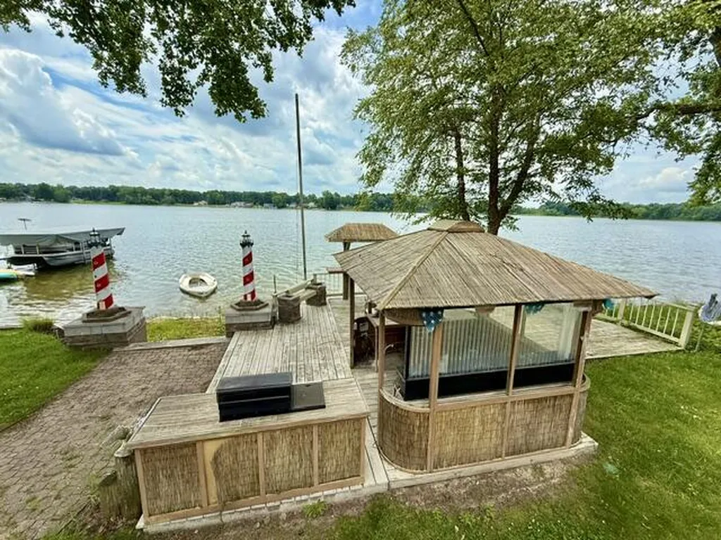 68404 Dailey Road Ontwa Township MI 49112