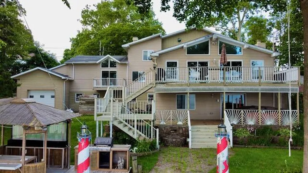 68404 Dailey Road Ontwa Township MI 49112