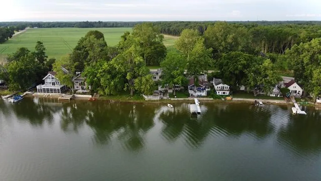 68404 Dailey Road Ontwa Township MI 49112