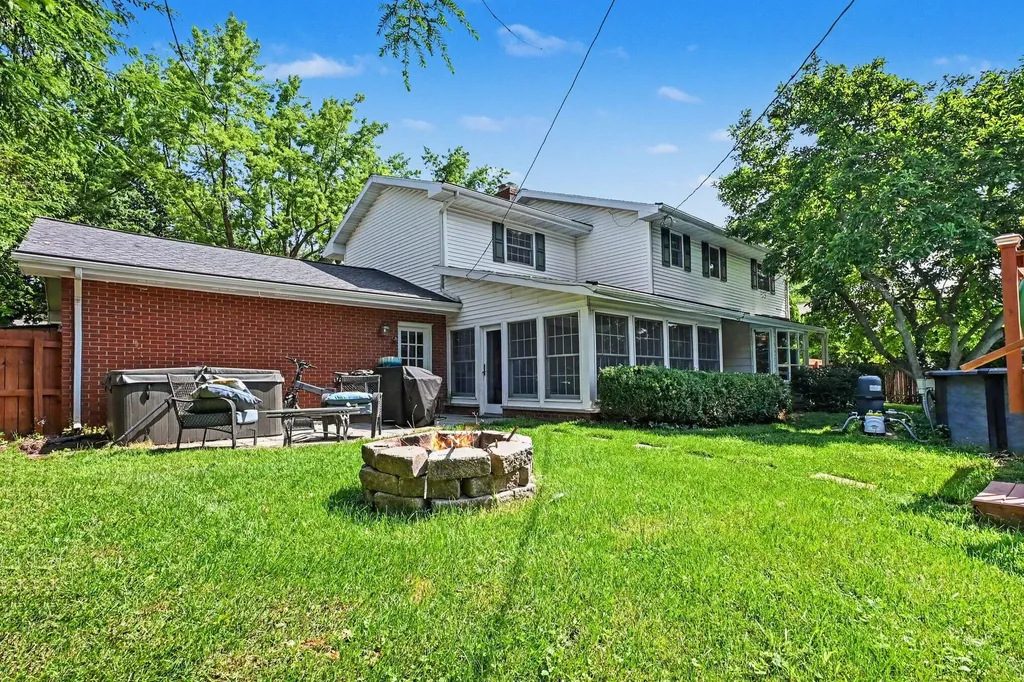 1772 Hacienda Drive Lincoln Charter Township MI 49127