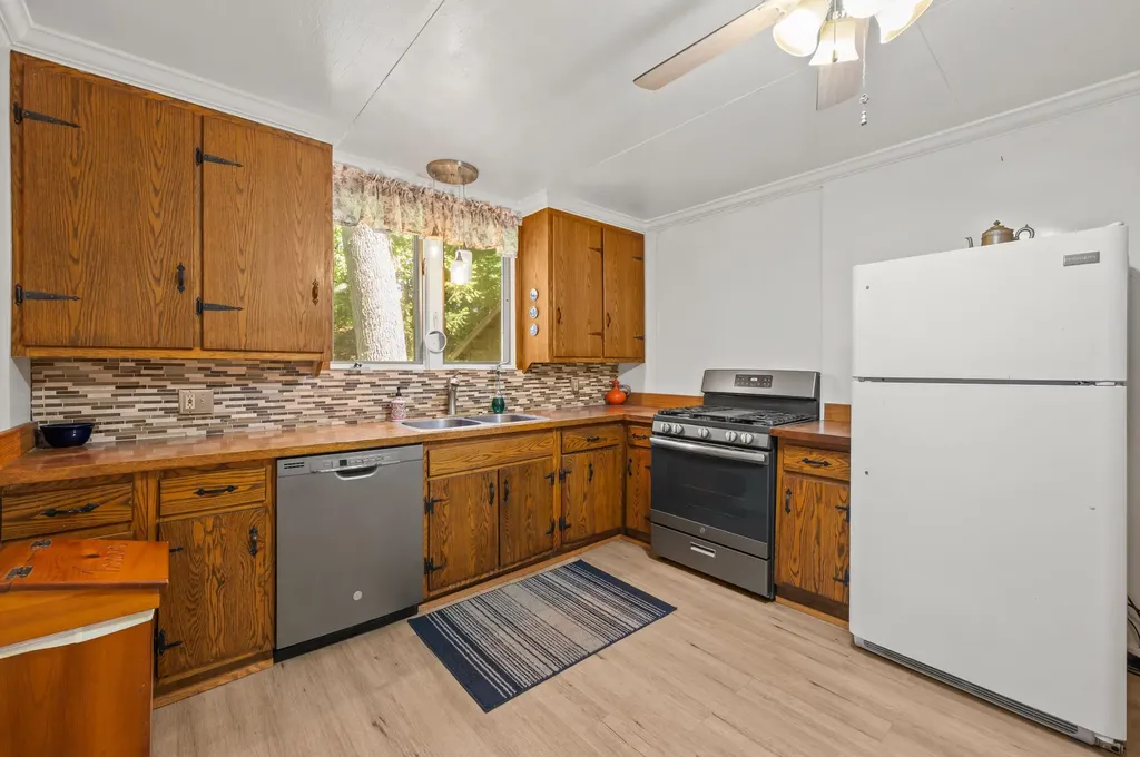 4128 Ponchartrain Trail Michiana Village MI 49117