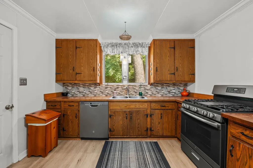 4128 Ponchartrain Trail Michiana Village MI 49117