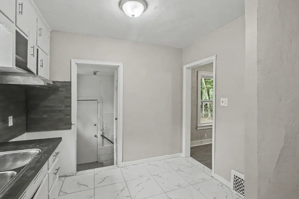 1156 Mc Alister Avenue Benton Charter Township MI 49022