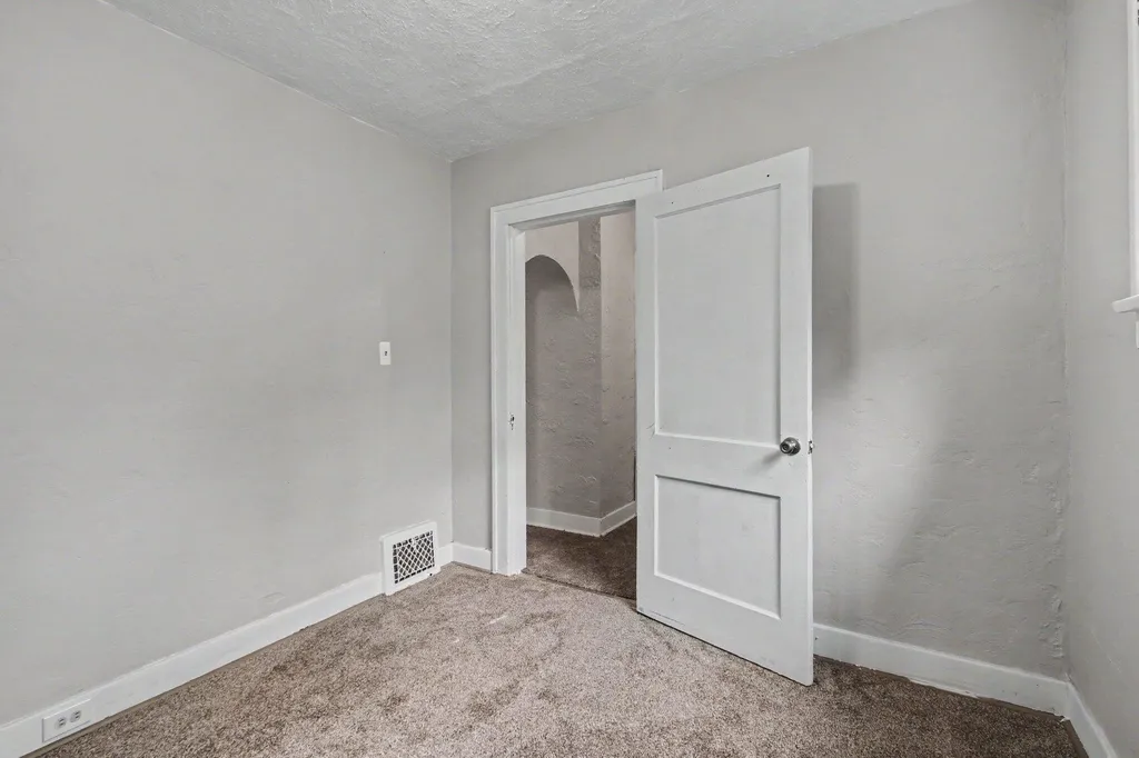 1156 Mc Alister Avenue Benton Charter Township MI 49022