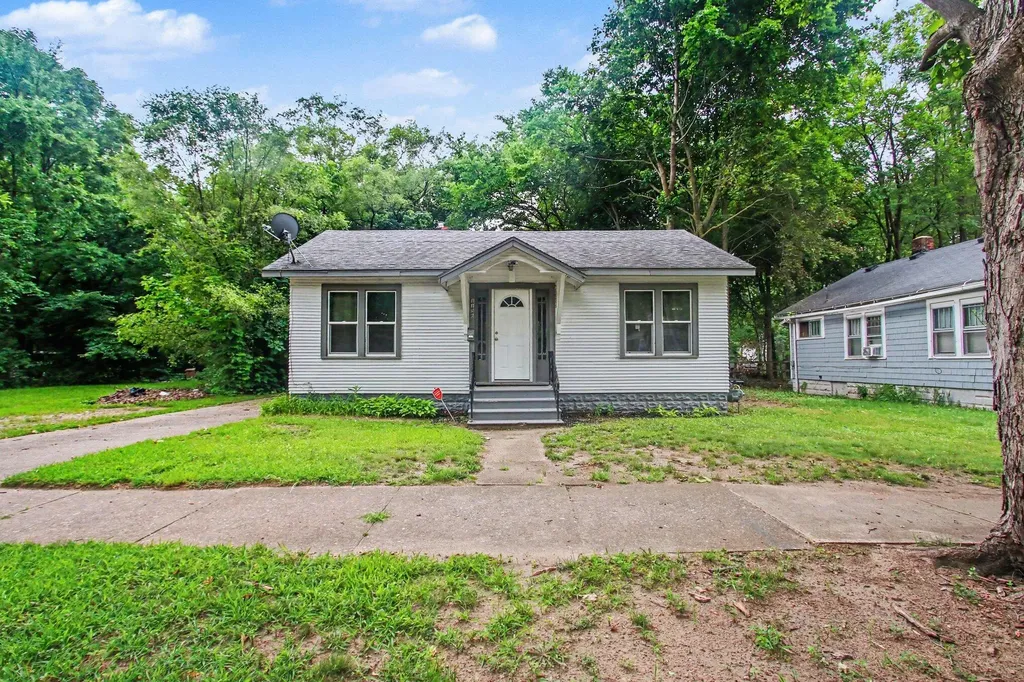 1156 Mc Alister Avenue Benton Charter Township MI 49022