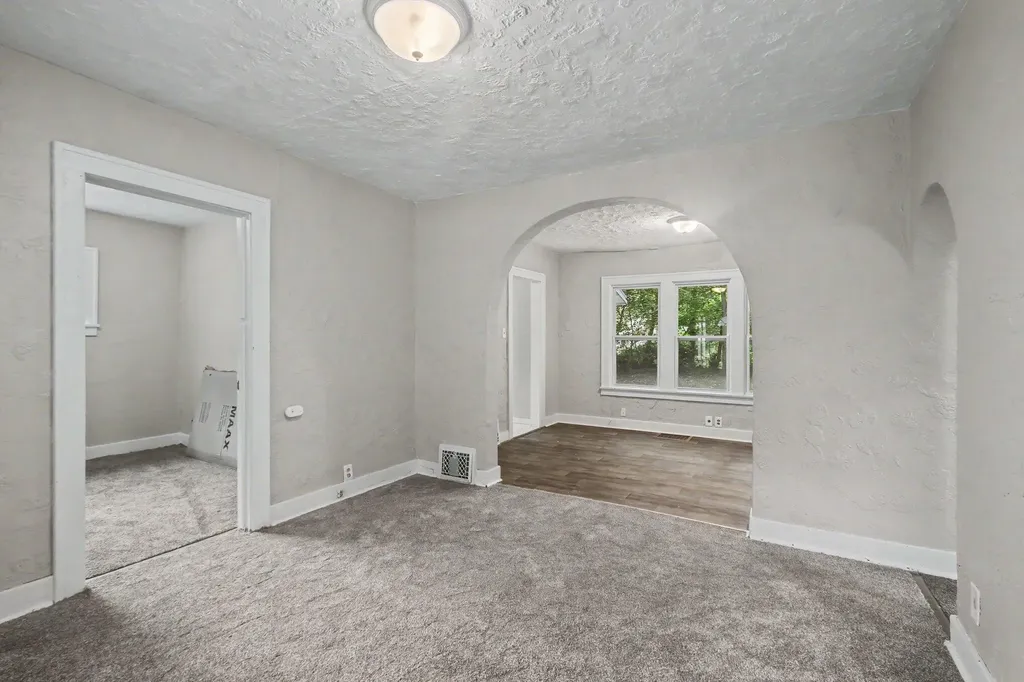 1156 Mc Alister Avenue Benton Charter Township MI 49022
