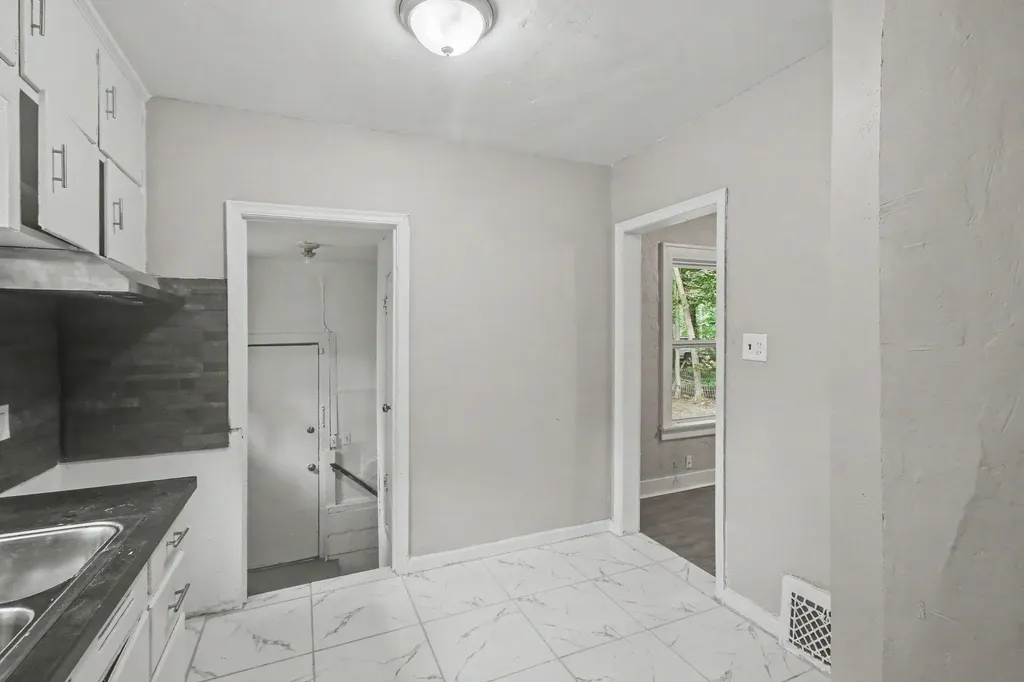 1156 Mc Alister Avenue Benton Charter Township MI 49022