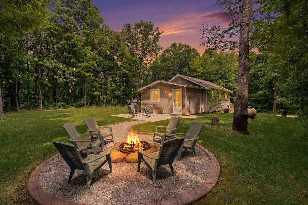 5912 Madison Street Hagar Township MI 49038