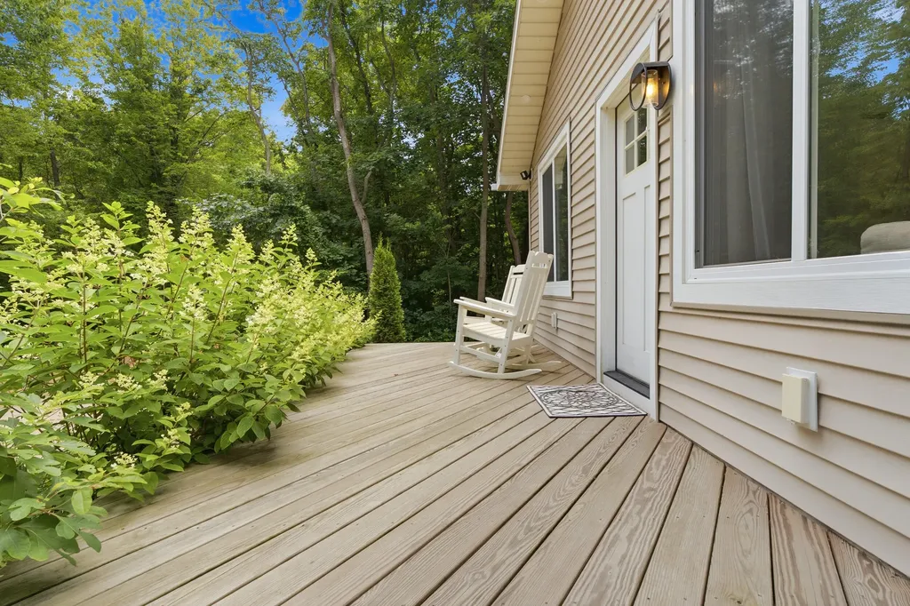 5912 Madison Street Hagar Township MI 49038