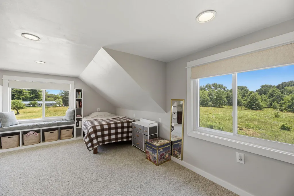 2719&2725 S Cleveland Avenue St. Joseph Charter Township MI 49085