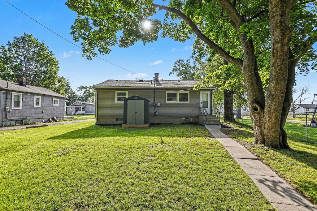 1166 Hurd Avenue Benton Harbor City MI 49022