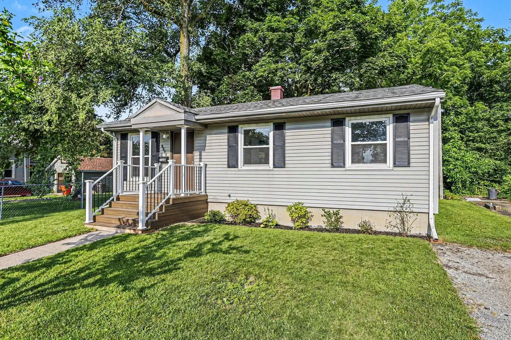 1166 Hurd Avenue Benton Harbor City MI 49022