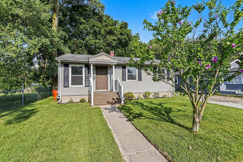 1166 Hurd Avenue Benton Harbor City MI 49022