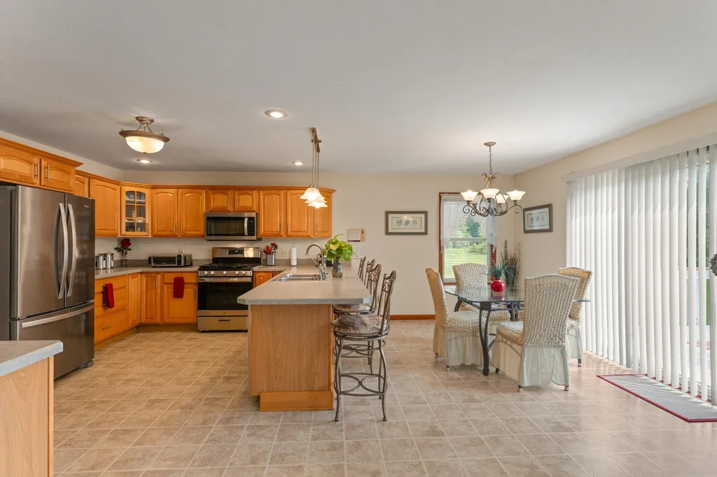 17883 Paradise Lake Calvin Township MI 49095