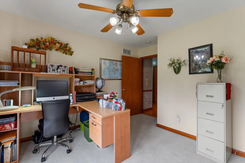 17883 Paradise Lake Calvin Township MI 49095